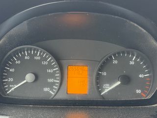 Mercedes-Benz Sprinter 2011