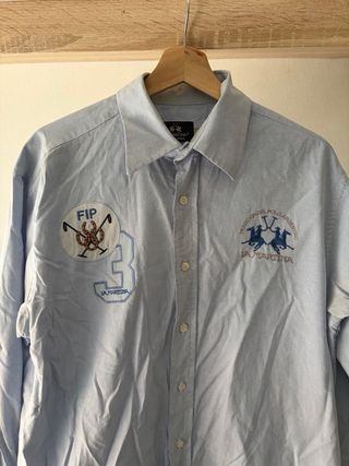 Camisa de vestir azul para hombre