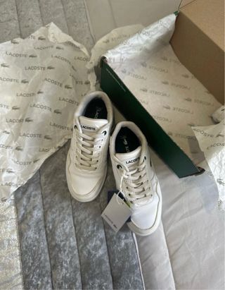 Sapatilhas Lacoste tam. 28