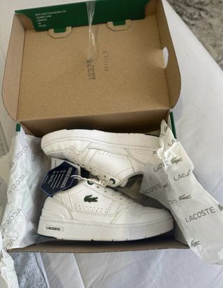 Sapatilhas Lacoste tam. 28