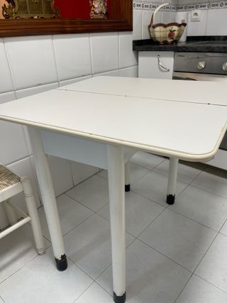 Mesa extensible blanca