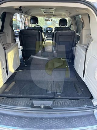 LANCIA VOYAGER MONOSPACE 2.8CRD-163CV-2013