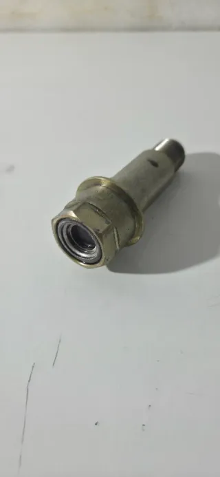 Tornillo Filtro Hyundai Matrix 1.5CRDI 82CV D3EA