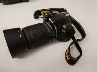 Cámara Nikon D3100 + Objetivo Nikom Afs  55-200mm