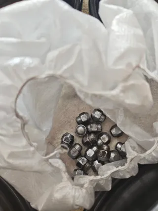 Llantas Hyundai i20 16' Originales 2024