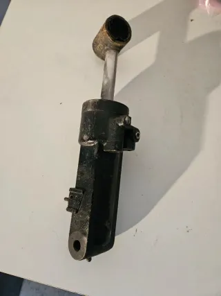 Cilindro Idraulico Mercury Fuoribordo