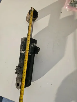 Cilindro Idraulico Mercury Fuoribordo