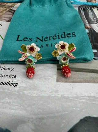 Pendientes Les Néréides Fresas y Flores