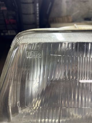 Faro Izquierdo Peugeot 205 Valeo
