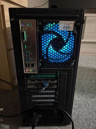 PC Gamer Ryzen 7 5800X RTX4060