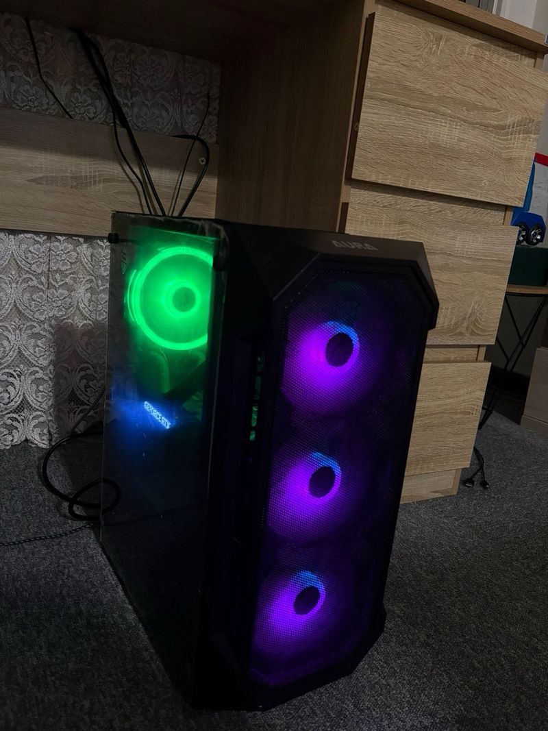 PC Gamer Ryzen 7 5800X RTX4060 afbeelding 2