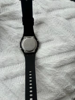 Reloj Casio G-Shock Negro y Plateado