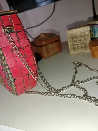 Bolso metal y mosaico
