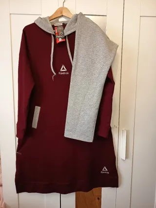 Conjunto deportivo Reebok mujer L-XL