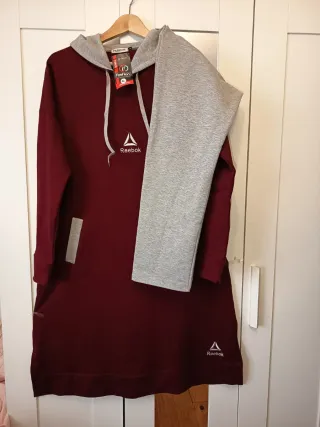 Conjunto deportivo Reebok mujer L-XL