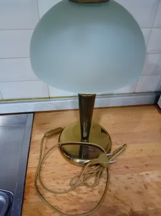 Lampada da tavolo vintage oro e verde
