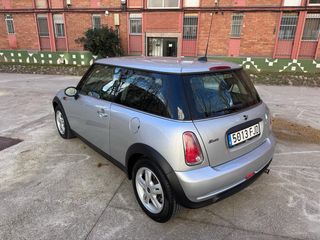 MINI Mini One R50 2006 solo 140.200klm