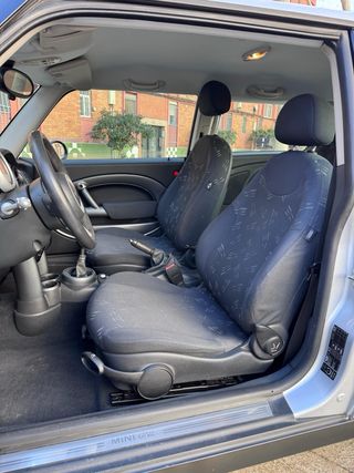 MINI Mini One R50 2006 solo 140.200klm