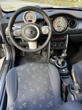 MINI Mini One R50 2006 solo 140.200klm