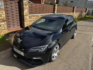 SEAT Leon Cupra 300