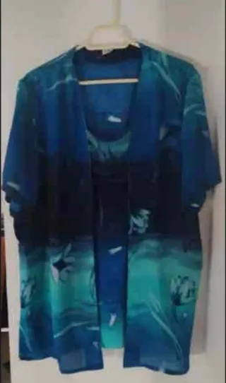 Blusa gasa floral azul y celeste