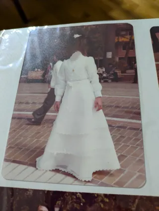 Vestido niña comunión corto con falda larga