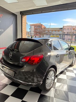 Opel Astra SOLO 79.000KM!!
