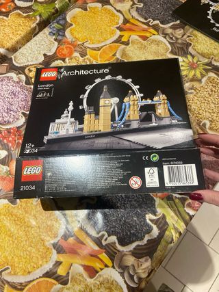 Istruzioni e scatola set lego architecture 21034