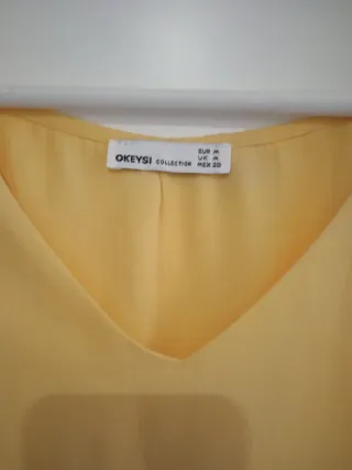 Blusa OEYS sin mangas amarilla Talla M