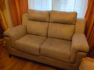 Sofá de 2 plazas tela beige/gris