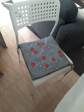 Sillas de cocina blancas y multicolor ikea20