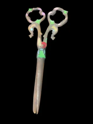 Tijeras de bronce Iberenka decoradas