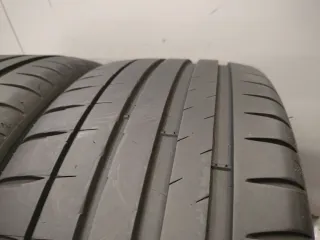Neumáticos de ocasión 225/45 R17 94Y