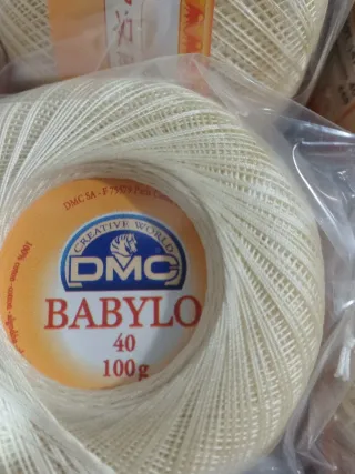 3 ovillos hilo DMC Babylo n40 color crudo