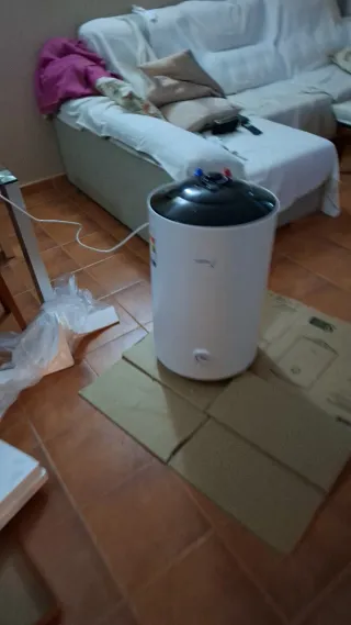 Termo Eléctrico 80L