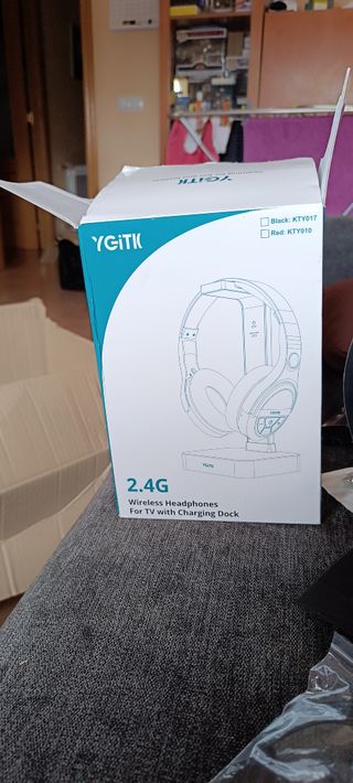 Cascos Inalámbricos con Base Negra