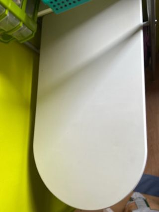 Mesa escritorio pegable