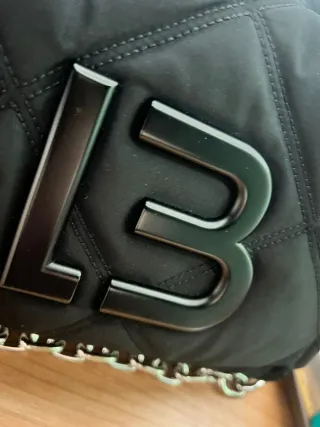 Bolso Bimba y Lola Negro Acolchado Cadena