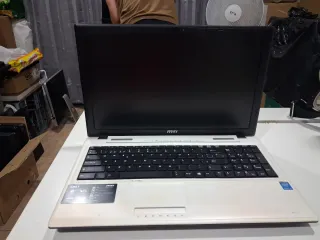 OCASION. ORDENADORES PORTÁTILES