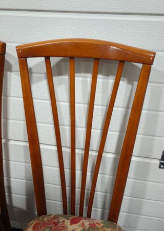 Pack 2 sillas altas de madera tapizadas