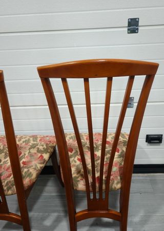 Pack 2 sillas altas de madera tapizadas