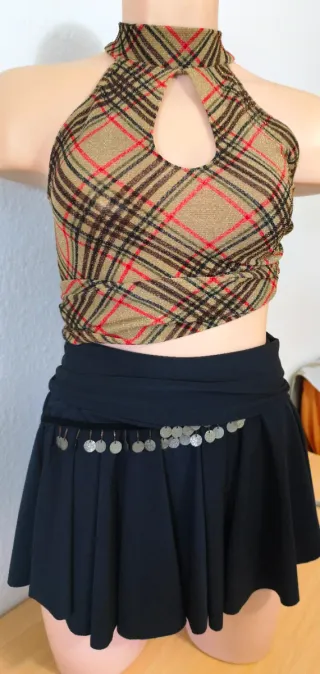 Conjunto Top y Falda Plisada