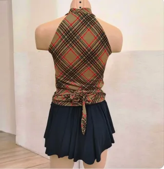 Conjunto Top y Falda Plisada