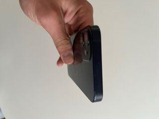 iPhone 12 mini 100% de batería