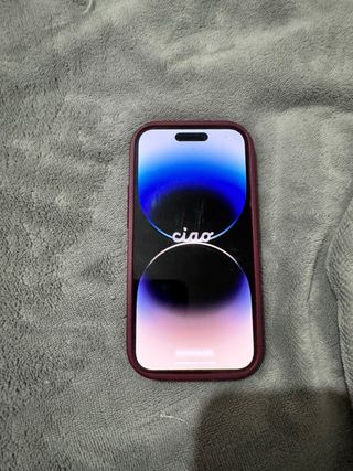 Iphone 14 pro 128gb Tiene caja y cargador original