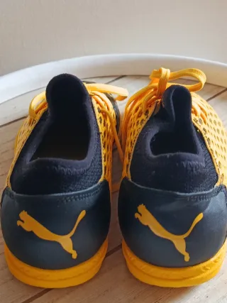 Zapatillas Puma Futbol Amarillas Negras Talla 34