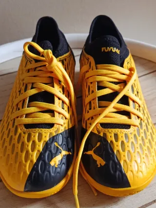 Zapatillas Puma Futbol Amarillas Negras Talla 34