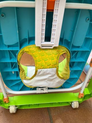 Cochecito andador bebé con centro de actividades