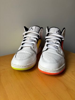 Nike Air Jordan 1 Mid Multicolor