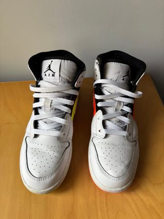 Nike Air Jordan 1 Mid Multicolor